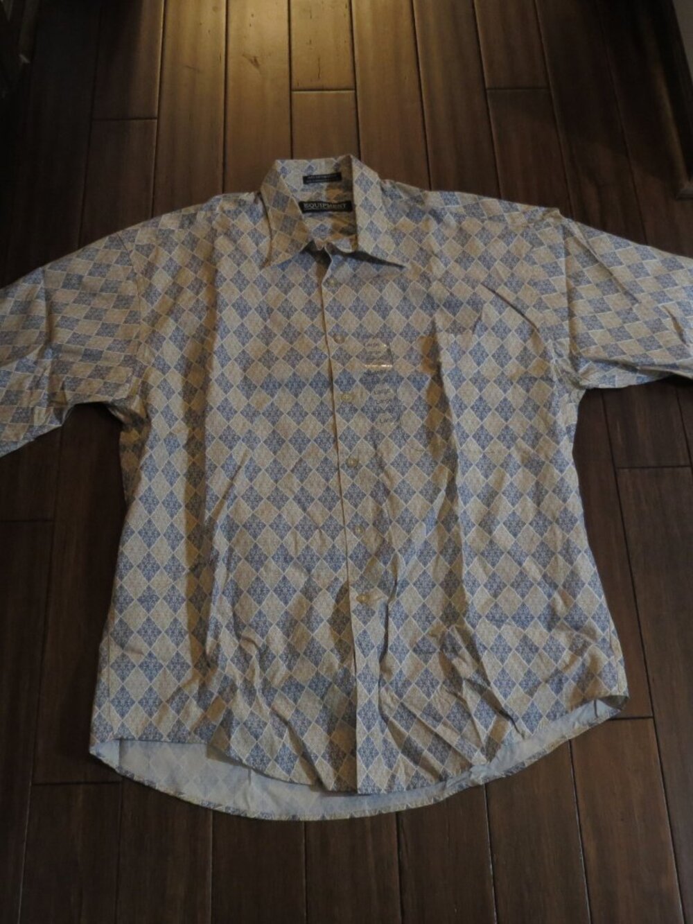 NEW WITH TAGS Equipment by HG Design International Short Sleeve Shirt Size Large